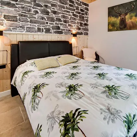 In Biron With Barrel Sauna And Hot Tub Chalet *