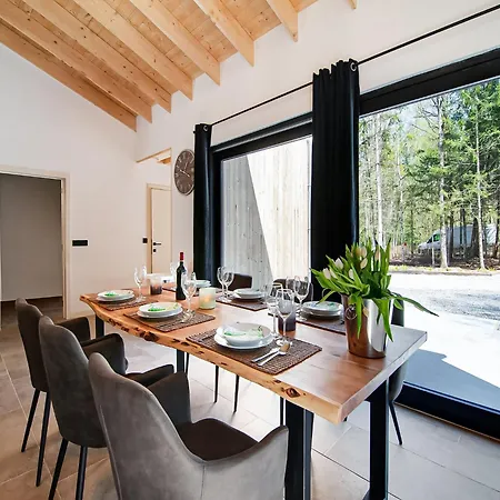 Alpstuga Modern Wellness Stay,