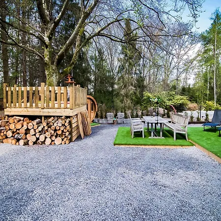 Modern Wellness Stay, Alpstuga *